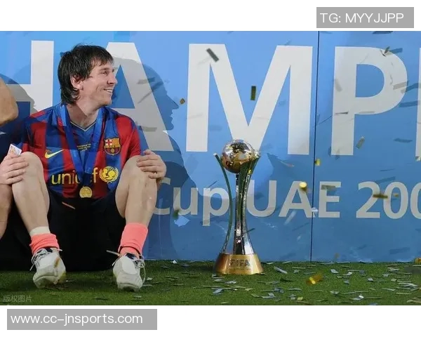 梅西夜游诺坎普并非竞选目的只是回家探亲之行