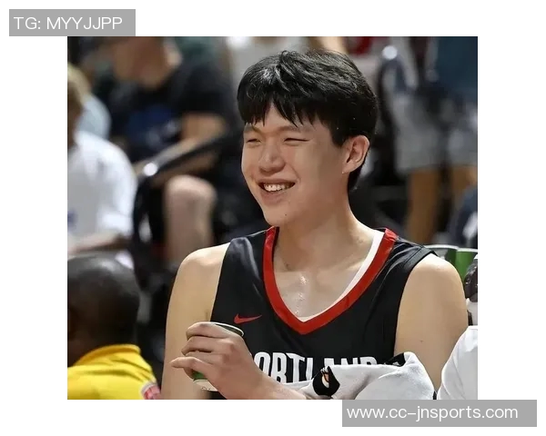 杨瀚森坦言英语表达偶尔失灵未来仍需不断提升语言能力