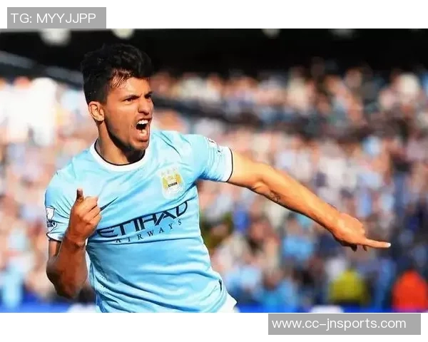 加斯佩里尼期待马伦在中锋位置上发挥出色创造更多进球机会 加斯佩里尼期待马伦在中锋位置上发挥出色创造更多进球机会